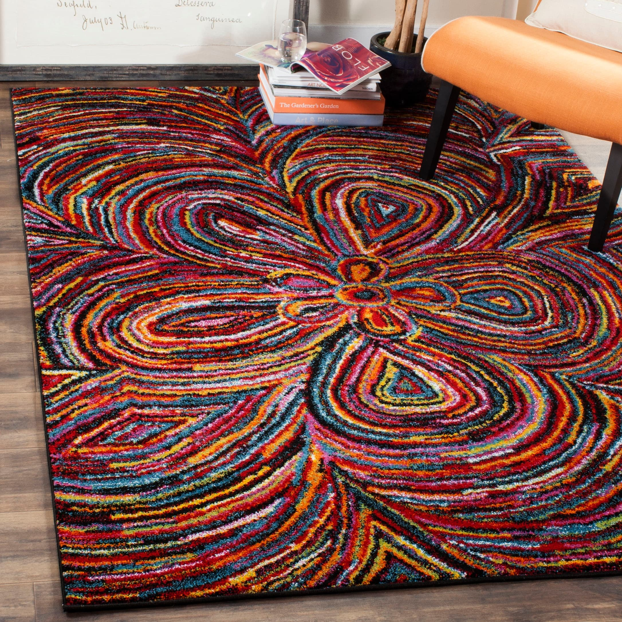 Abstract Polypropylene Area Rug with Machine-Made Construction