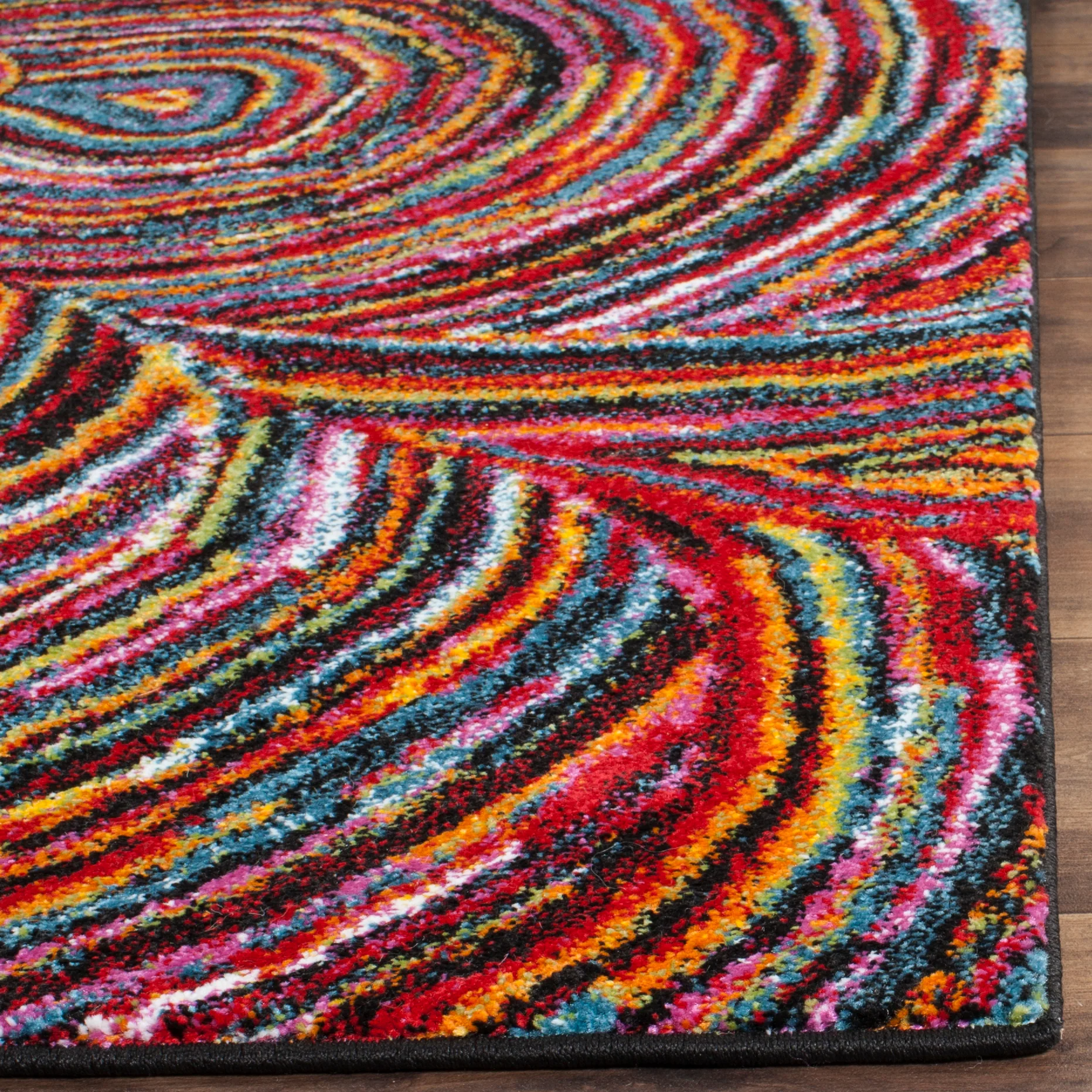 Abstract Polypropylene Area Rug with Machine-Made Construction
