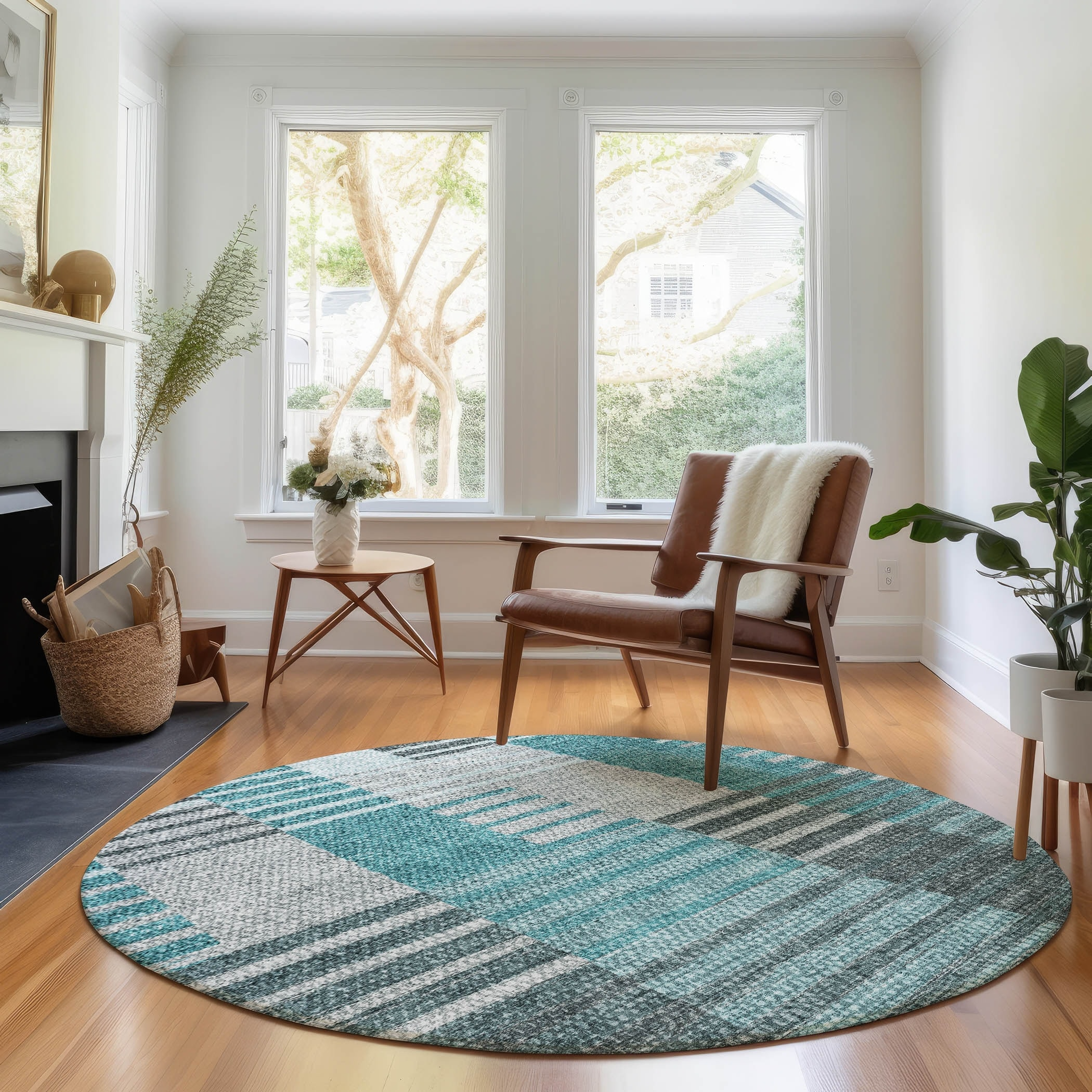 Washable Microfiber Area Rug with Geometric Stripe Pattern